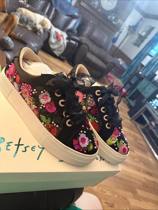 Betsey Johnson Shoes - Betsey Johnson Black Sequin Floral Ribbon Lace Sneakers